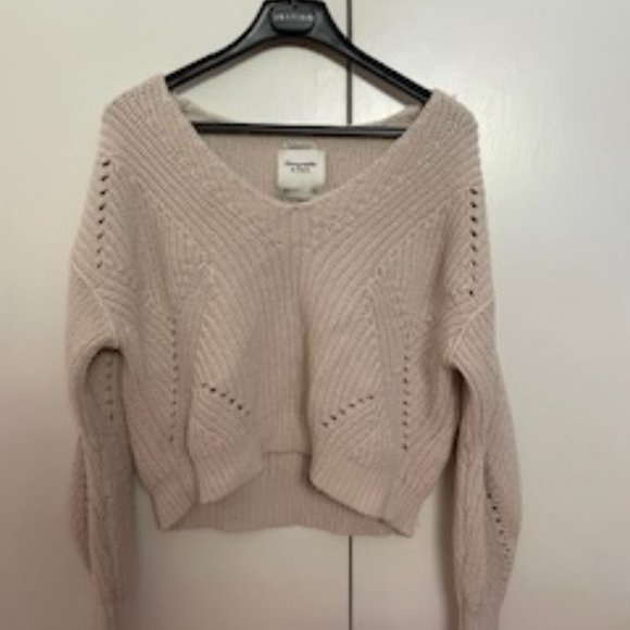 Abercrombie and Fitch XS Crop top Oatmeal - Picture 1 of 10